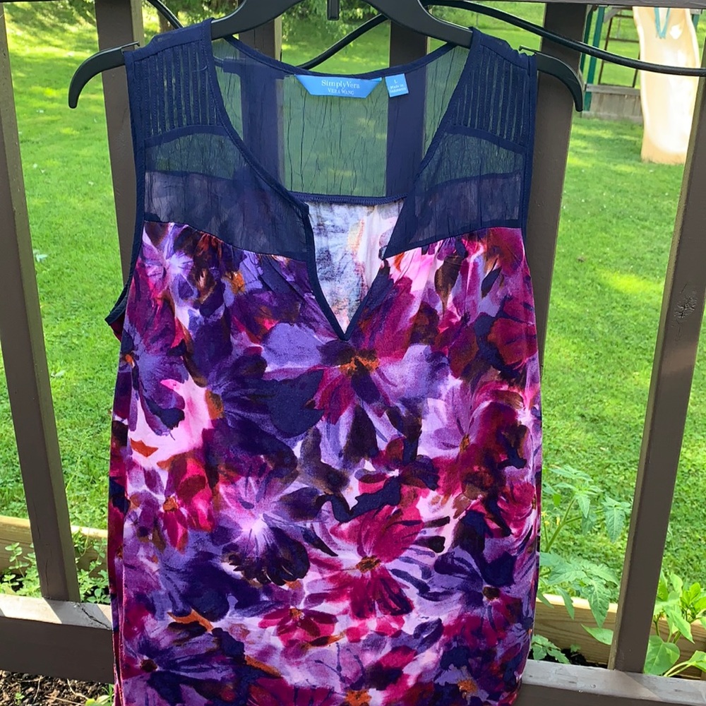 Simply Vera Vera Wang Navy And Purple Floral Top
